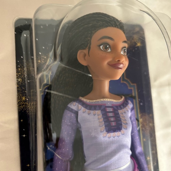 Disney Wish - Asha Of Rosas Posable Fashion Doll Brand New Sealed - Picture 3 of 4